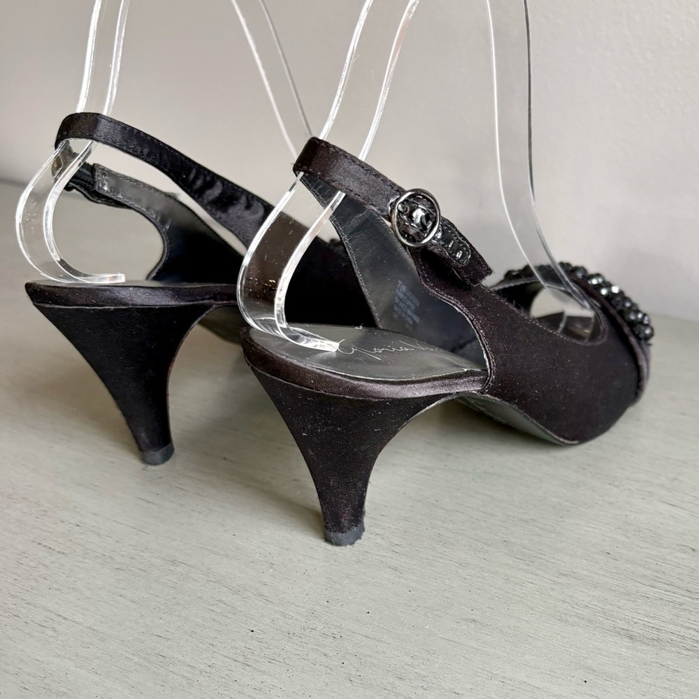 Gloria Vanderbilt Sling Back Satin Beaded Peep Toe Heels Shoes Women 7.5W Black - Picture 8 of 15